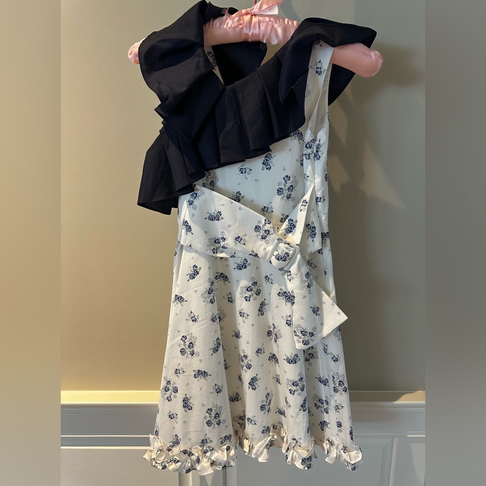 Jesse & James size 8 dress never worn